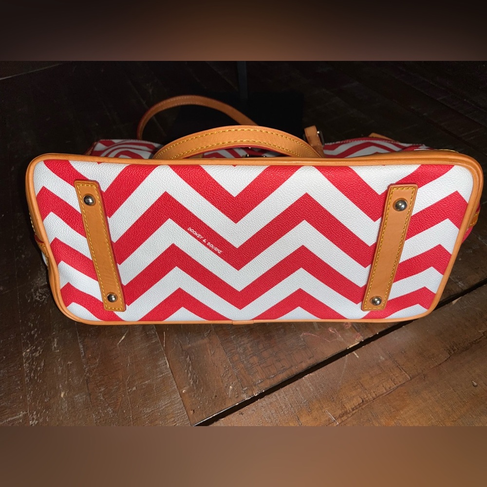 Dooney & Bourke Red Chevron Tote Bag - Picture 4 of 16